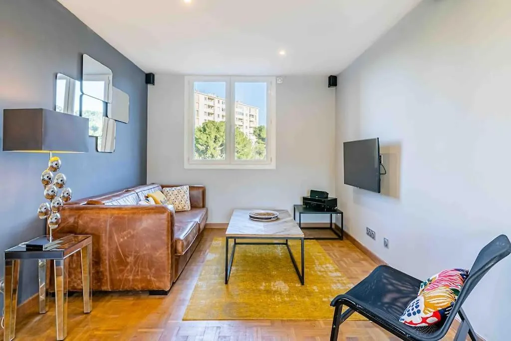Appartement Climatise En Bas Des Calanques De Morgiou Marseille Apartment